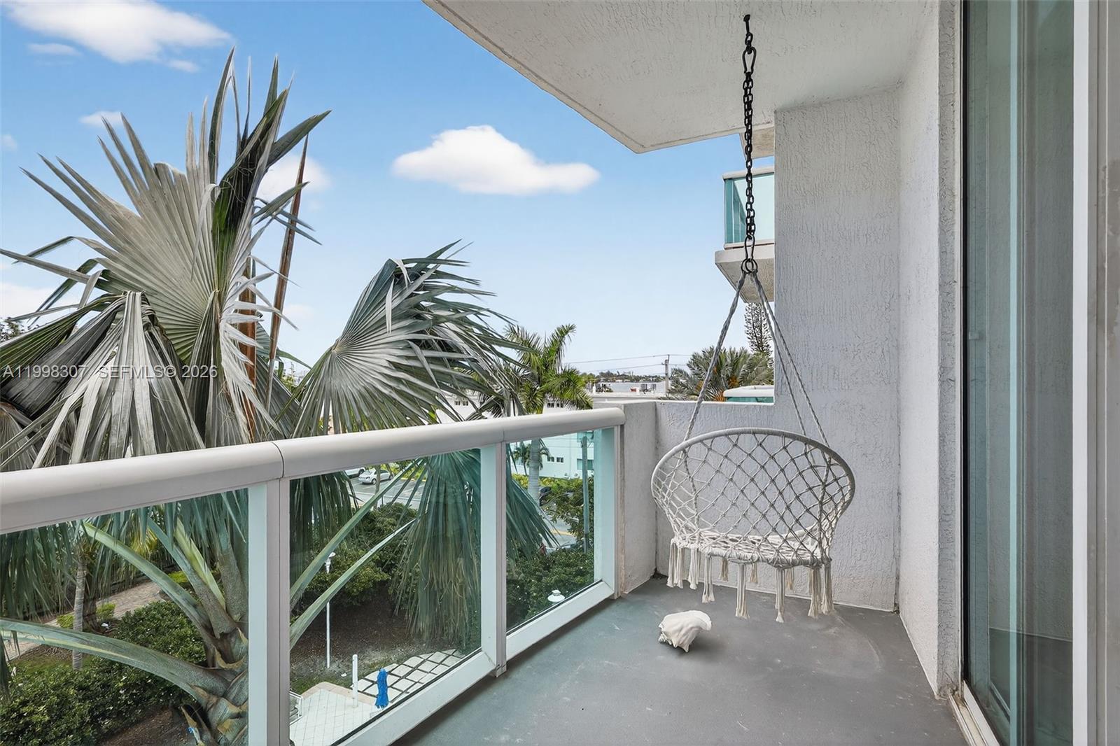 360 CONDO B - Residential