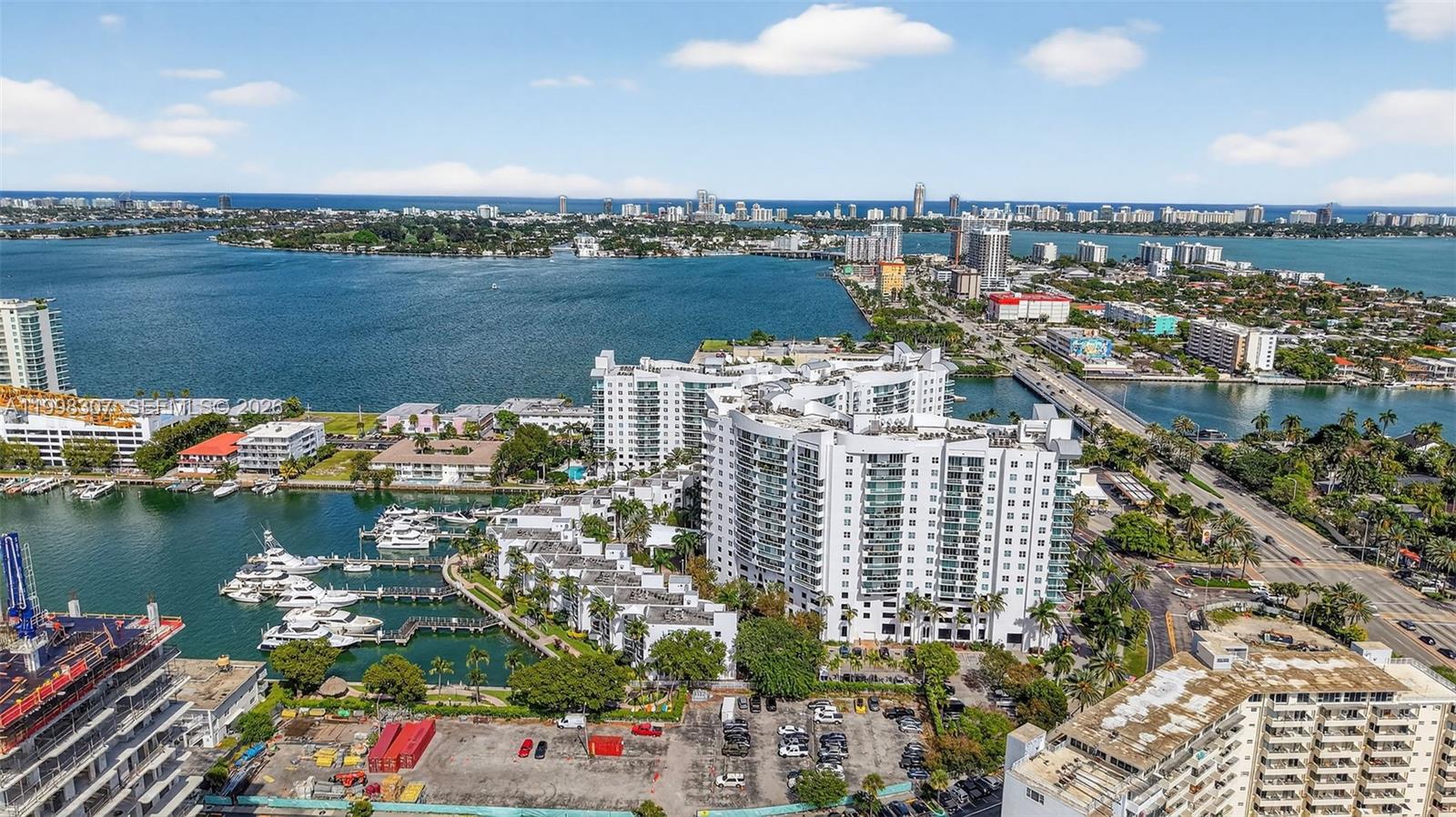 360 CONDO B - Residential