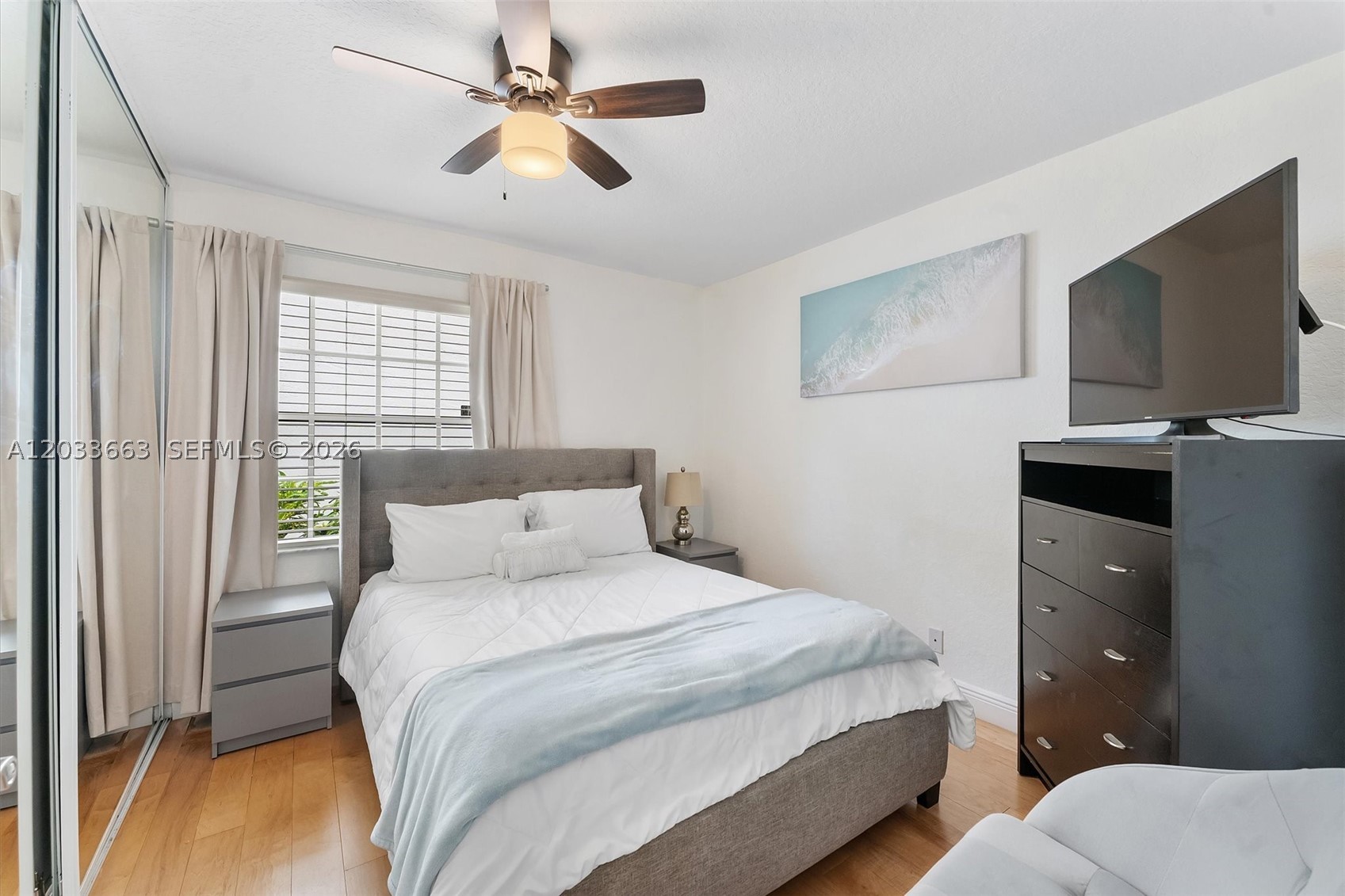 COUNTRY ISLES COVE - Residential