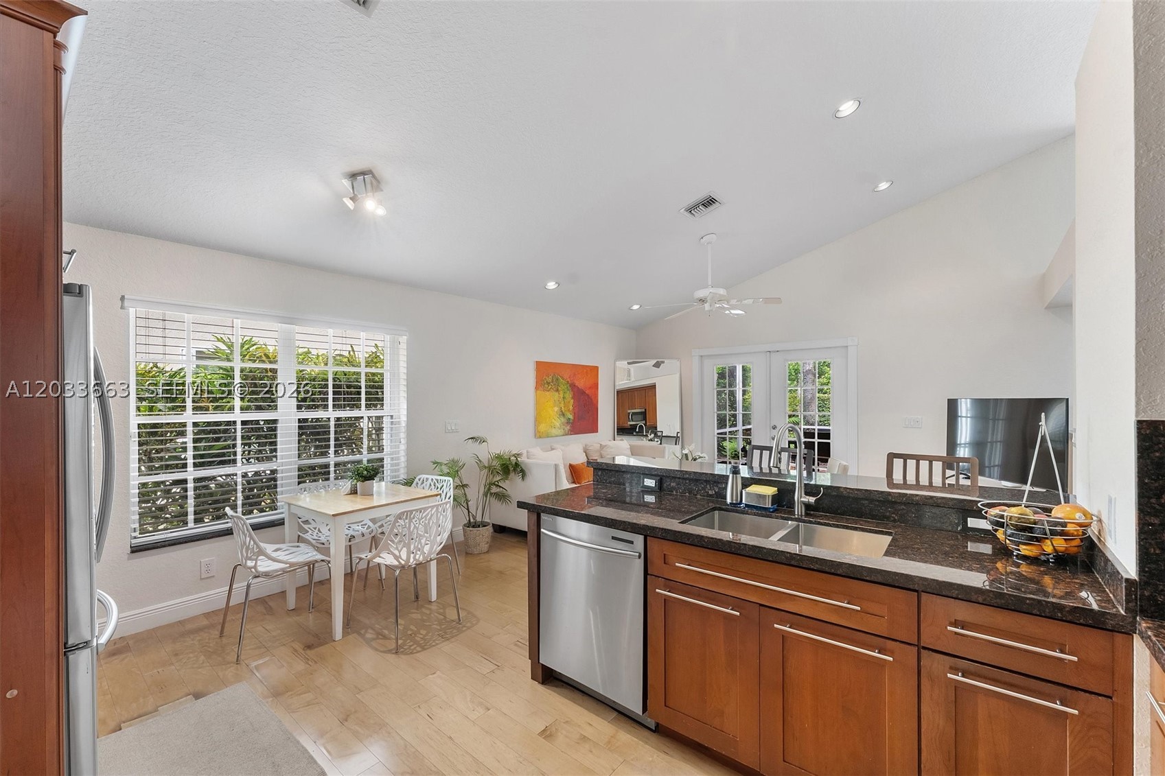 COUNTRY ISLES COVE - Residential