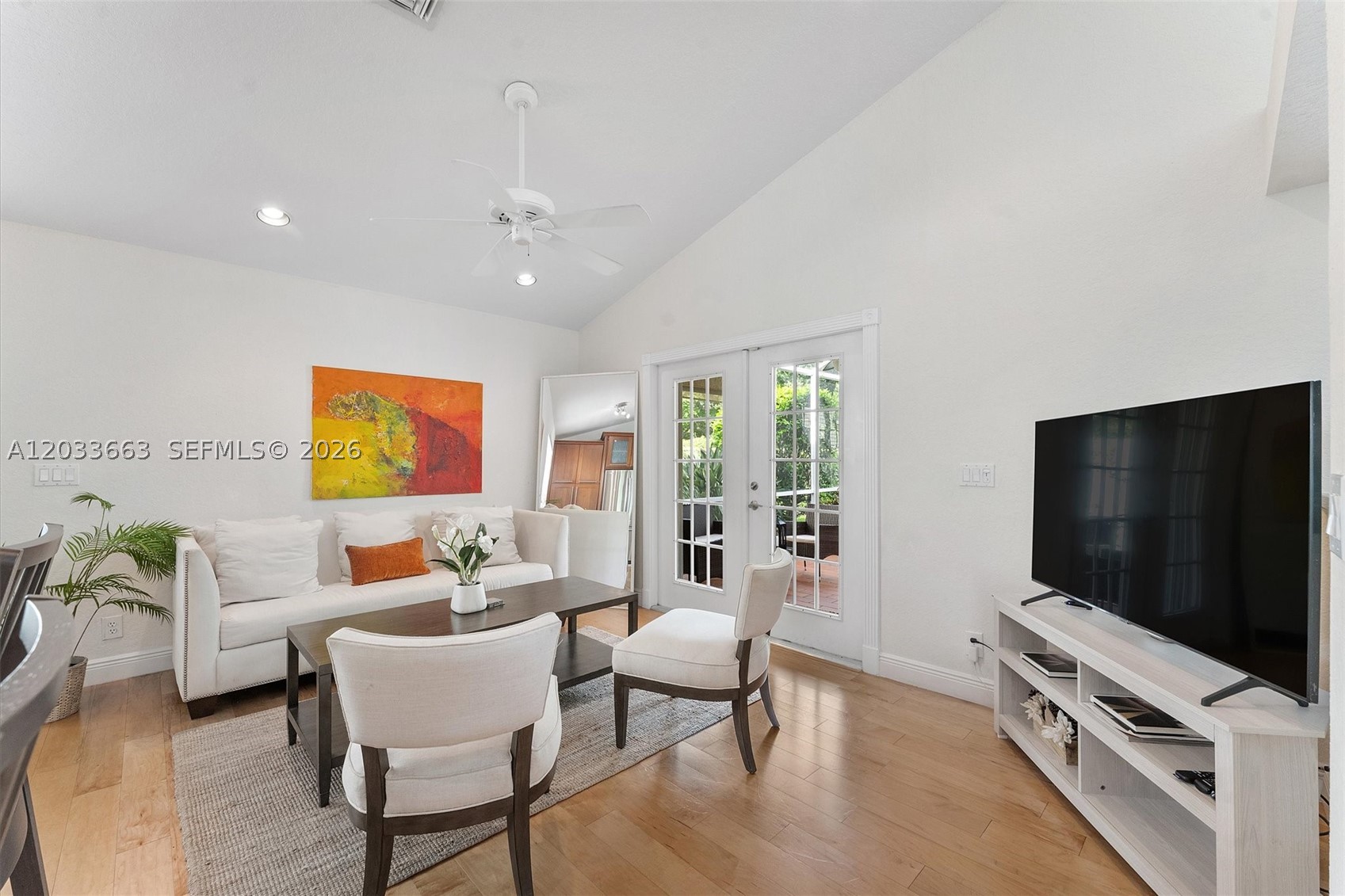 COUNTRY ISLES COVE - Residential