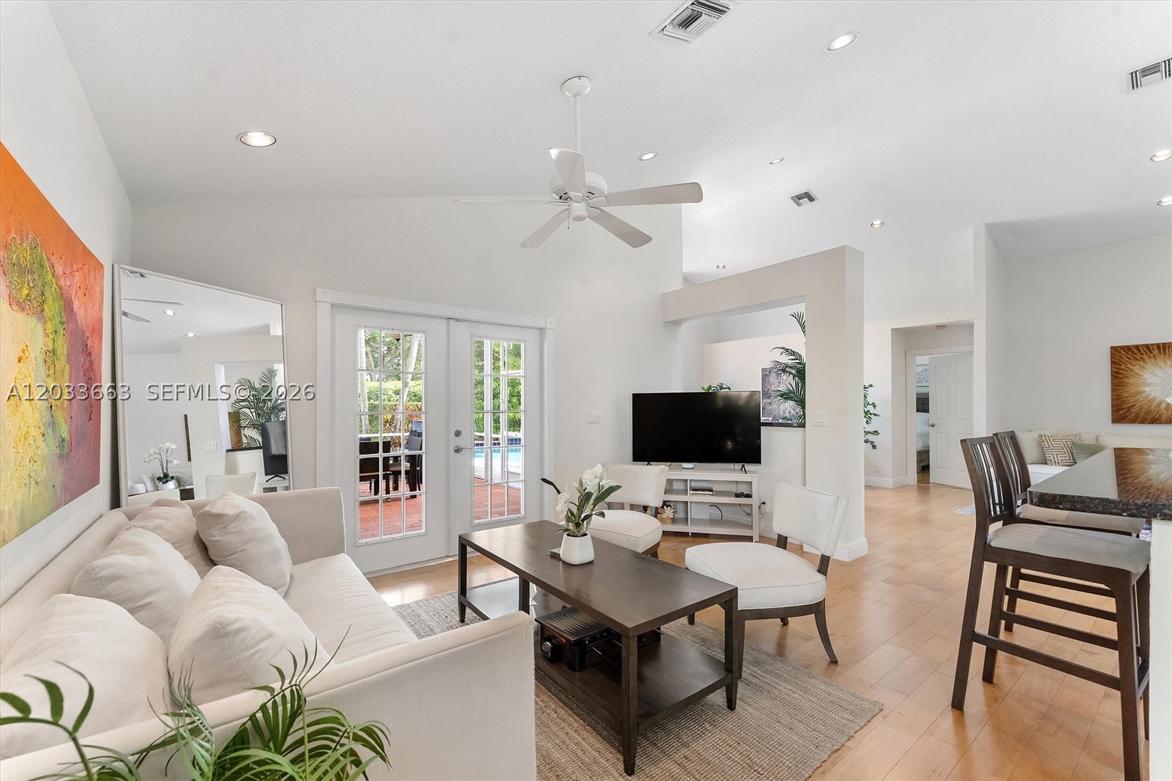 COUNTRY ISLES COVE - Residential