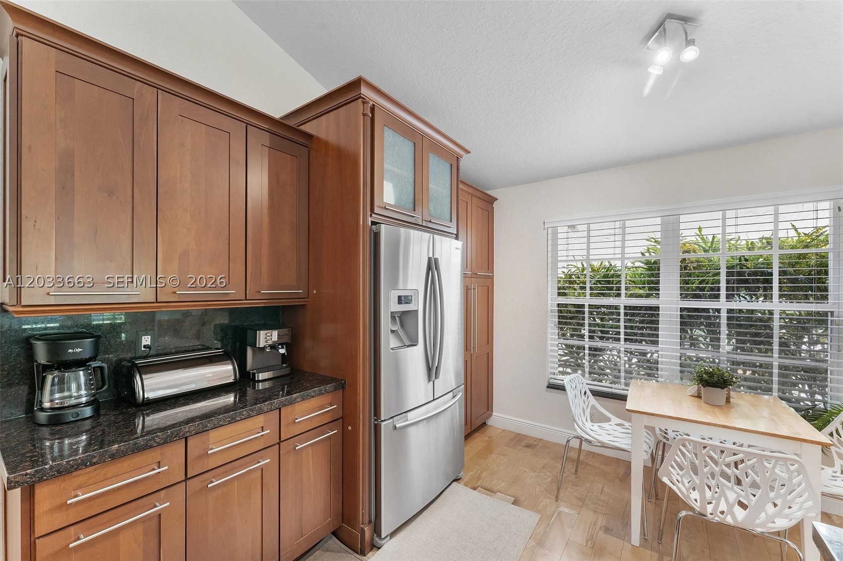 COUNTRY ISLES COVE - Residential