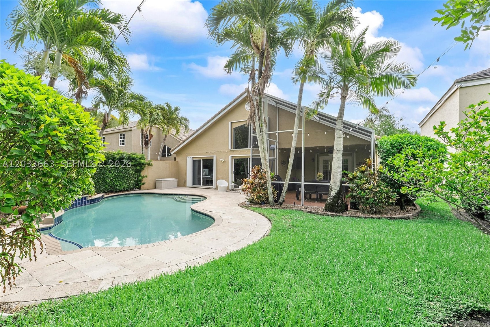 COUNTRY ISLES COVE - Residential