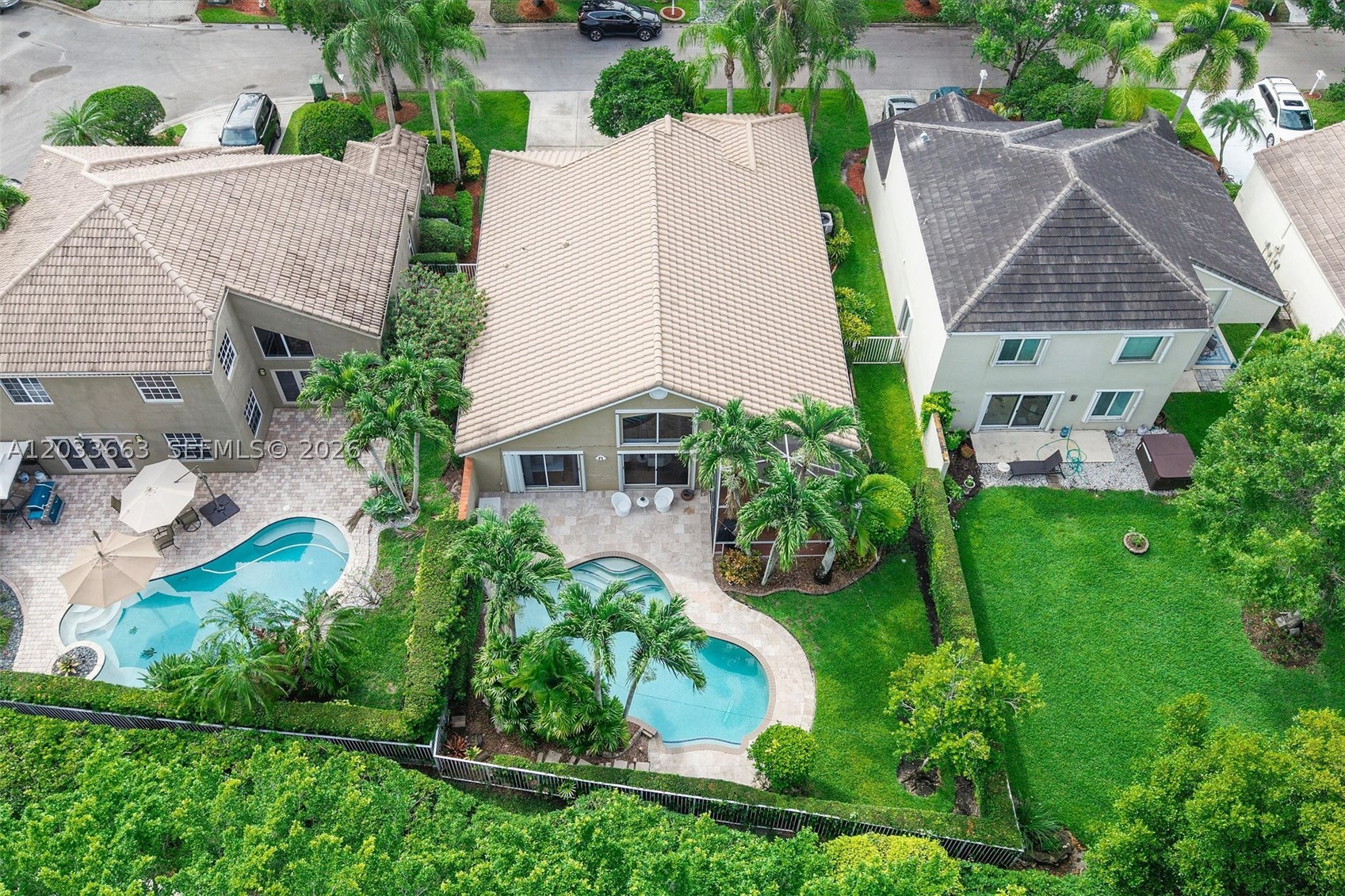 COUNTRY ISLES COVE - Residential