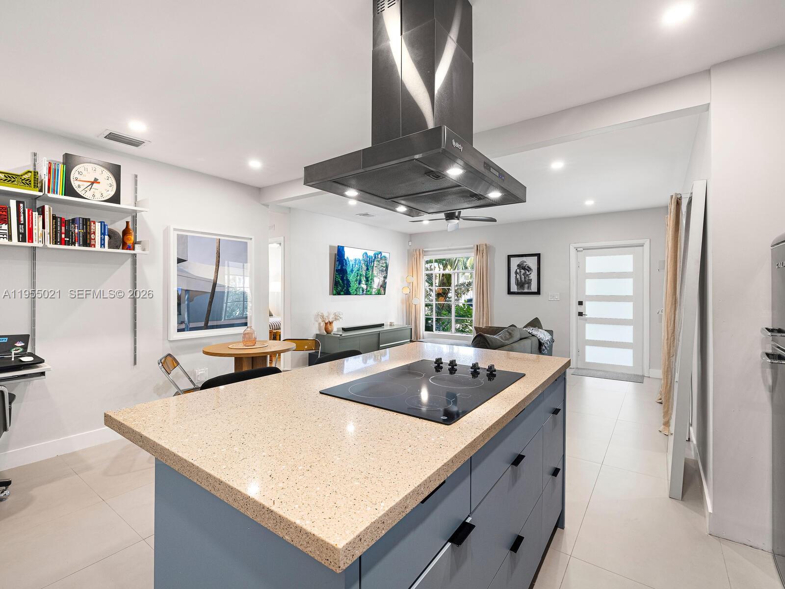 COUNTRY CLUB ADDN - Residential