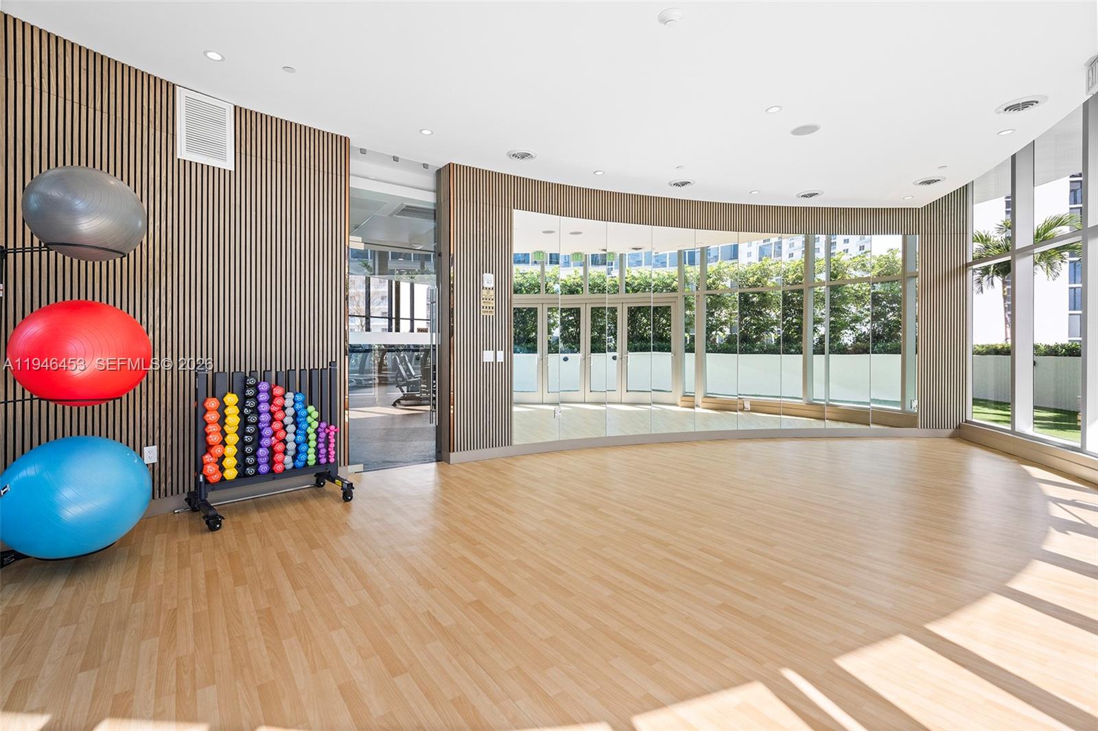 Aria Reserve South Tower - Residential Lease
