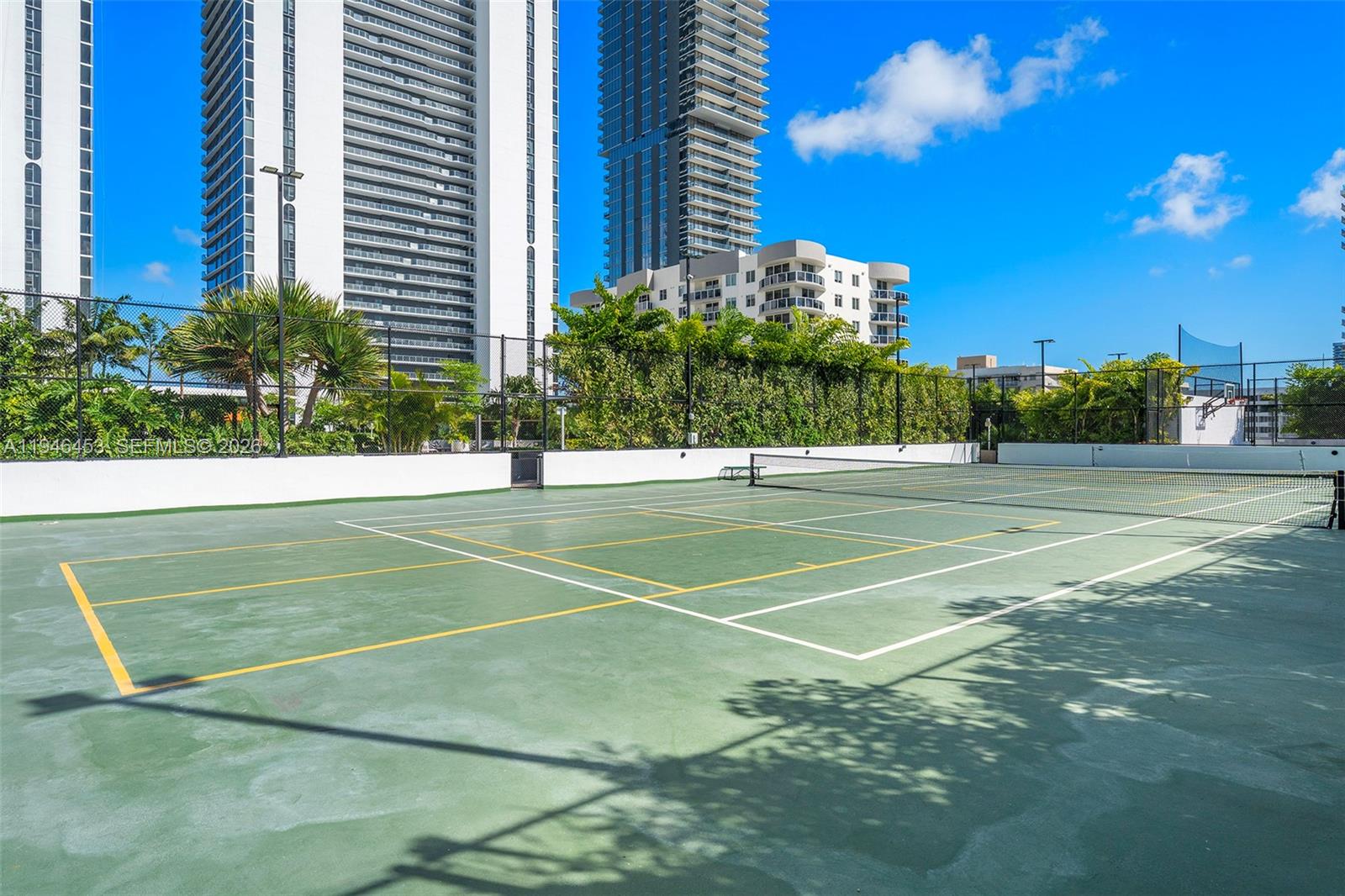 Aria Reserve South Tower - Residential Lease
