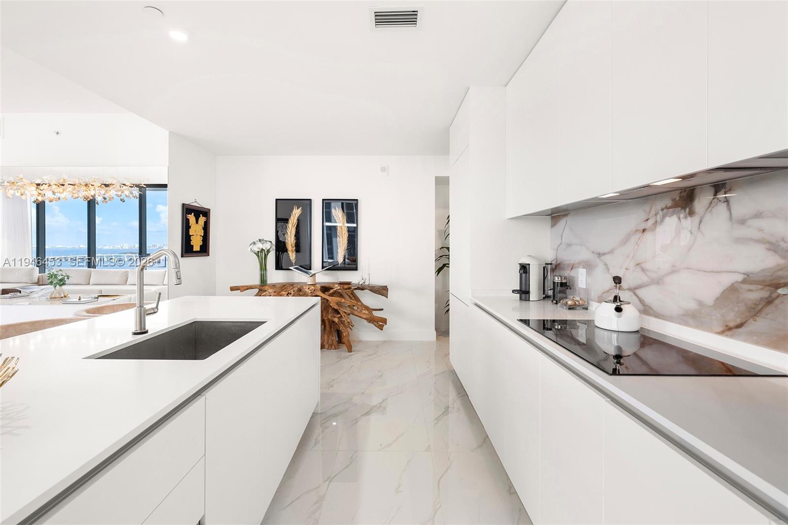 Aria Reserve South Tower - Residential Lease