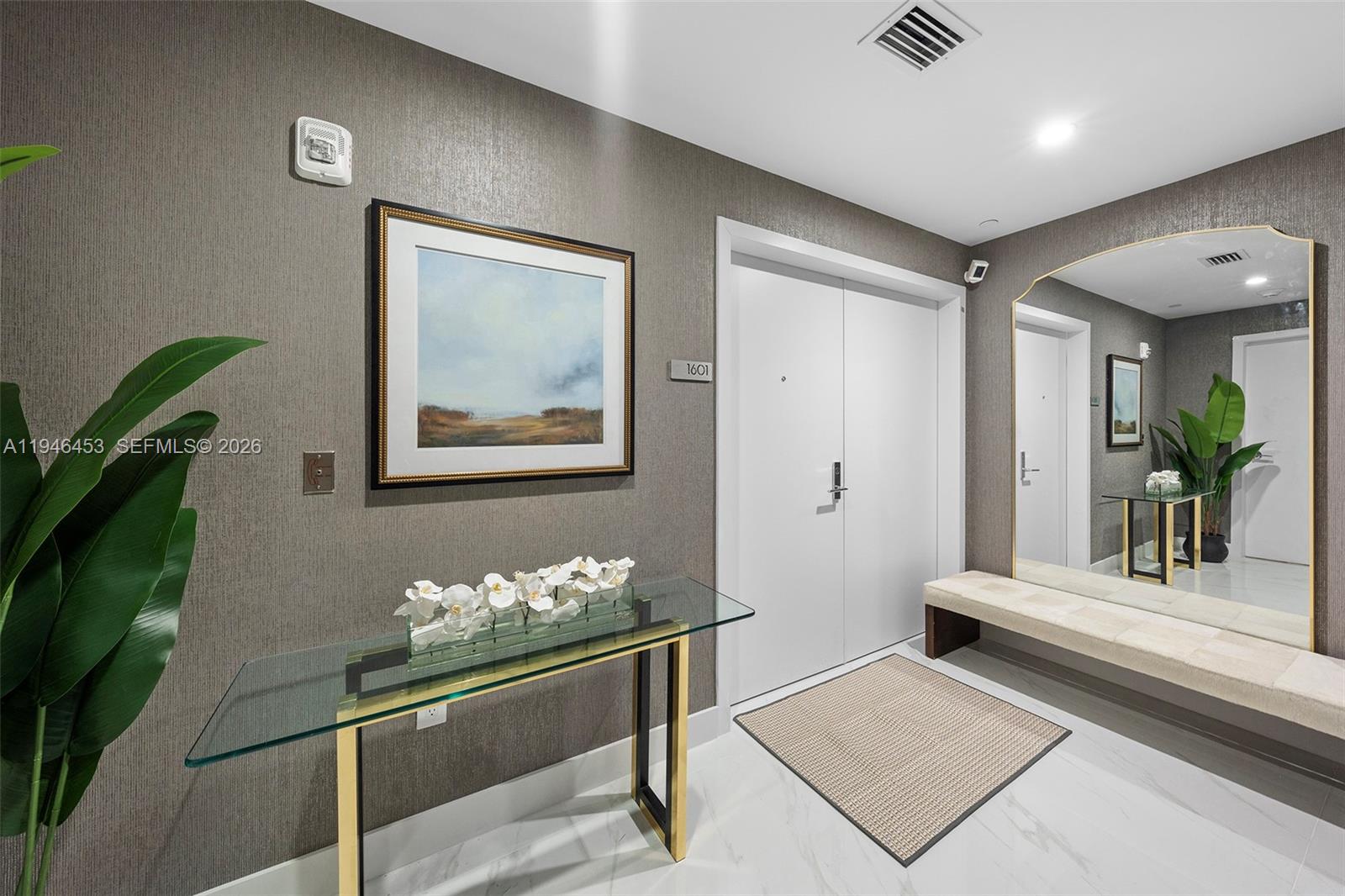 Aria Reserve South Tower - Residential Lease