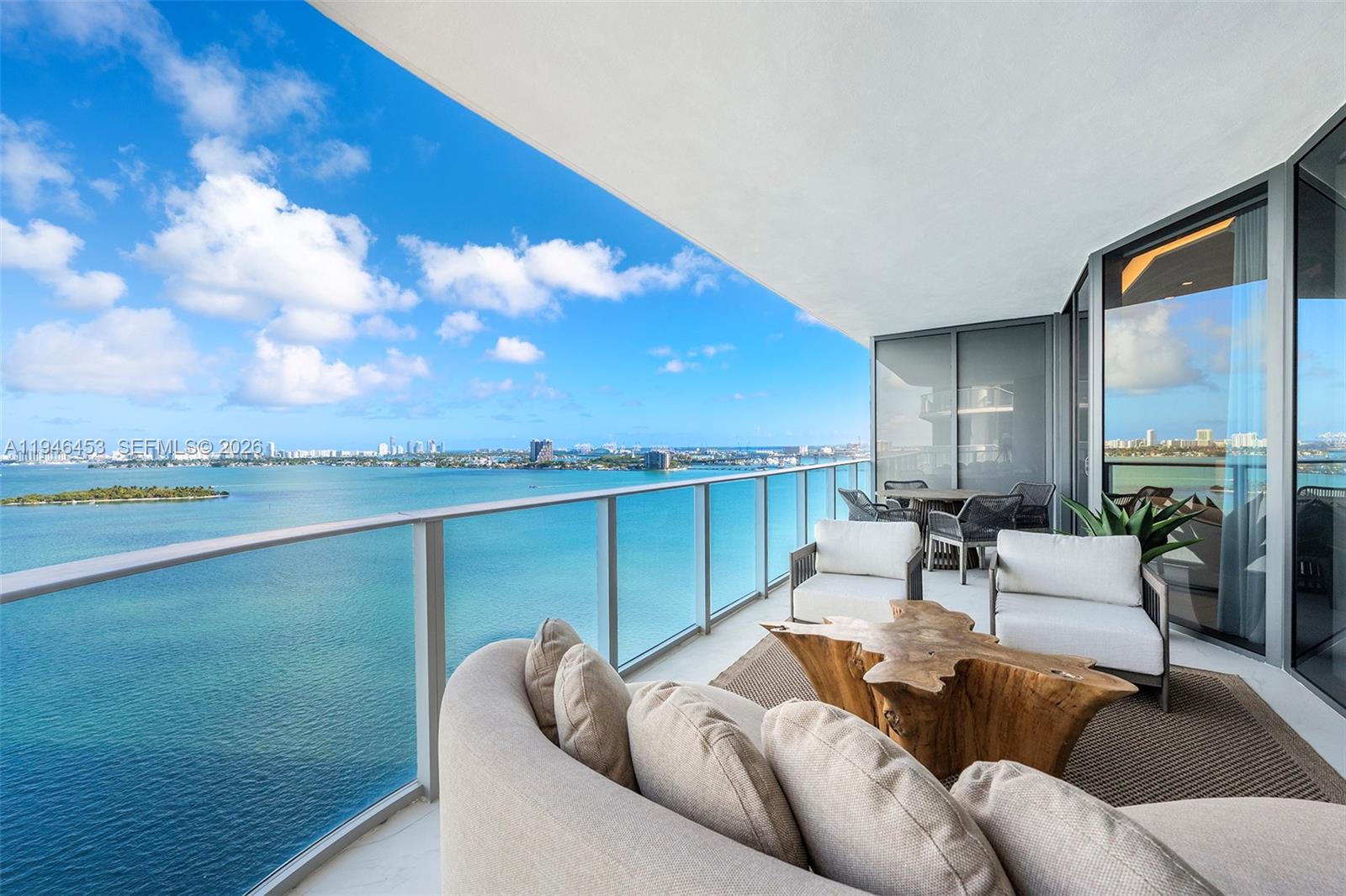 Aria Reserve South Tower - Residential Lease