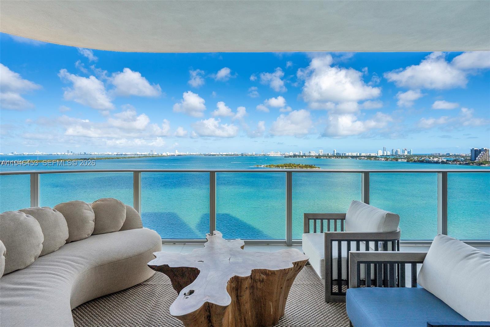 Aria Reserve South Tower - Residential Lease