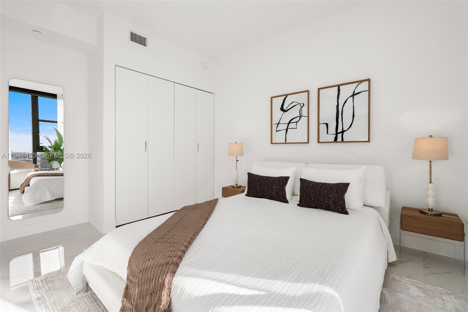 Aria Reserve South Tower - Residential Lease