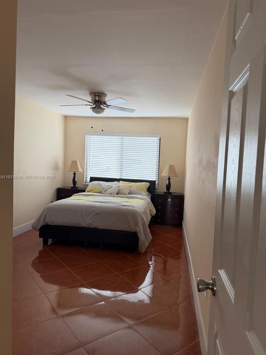 LAGO GRANDE SEVEN-B CONDO - Residential Lease