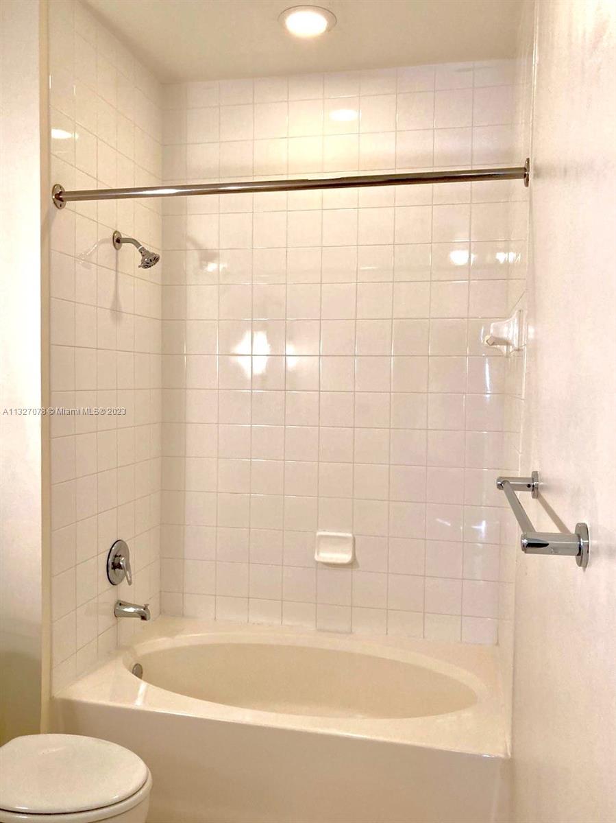 CITE CONDOMINIUM - Residential Lease