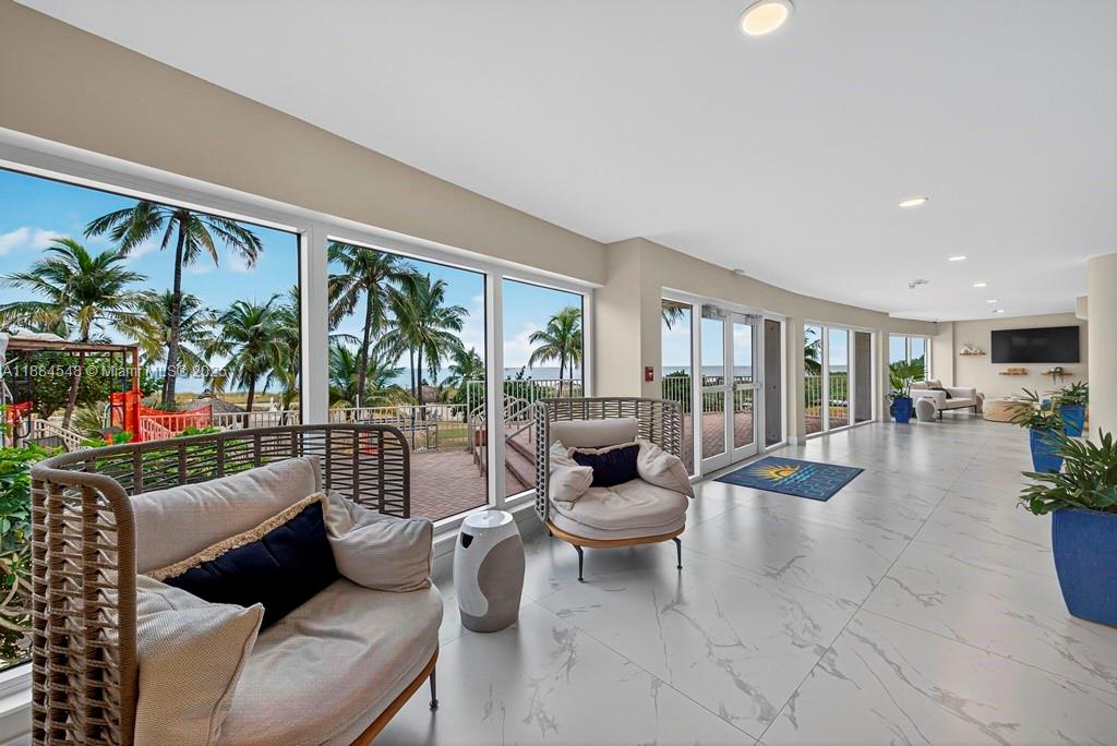 BREAKERS CONDOMINIUM - Residential Lease