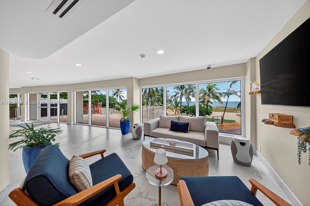 BREAKERS CONDOMINIUM - Residential Lease