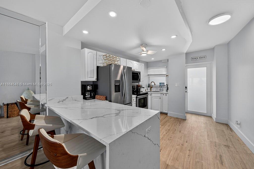 BREAKERS CONDOMINIUM - Residential Lease