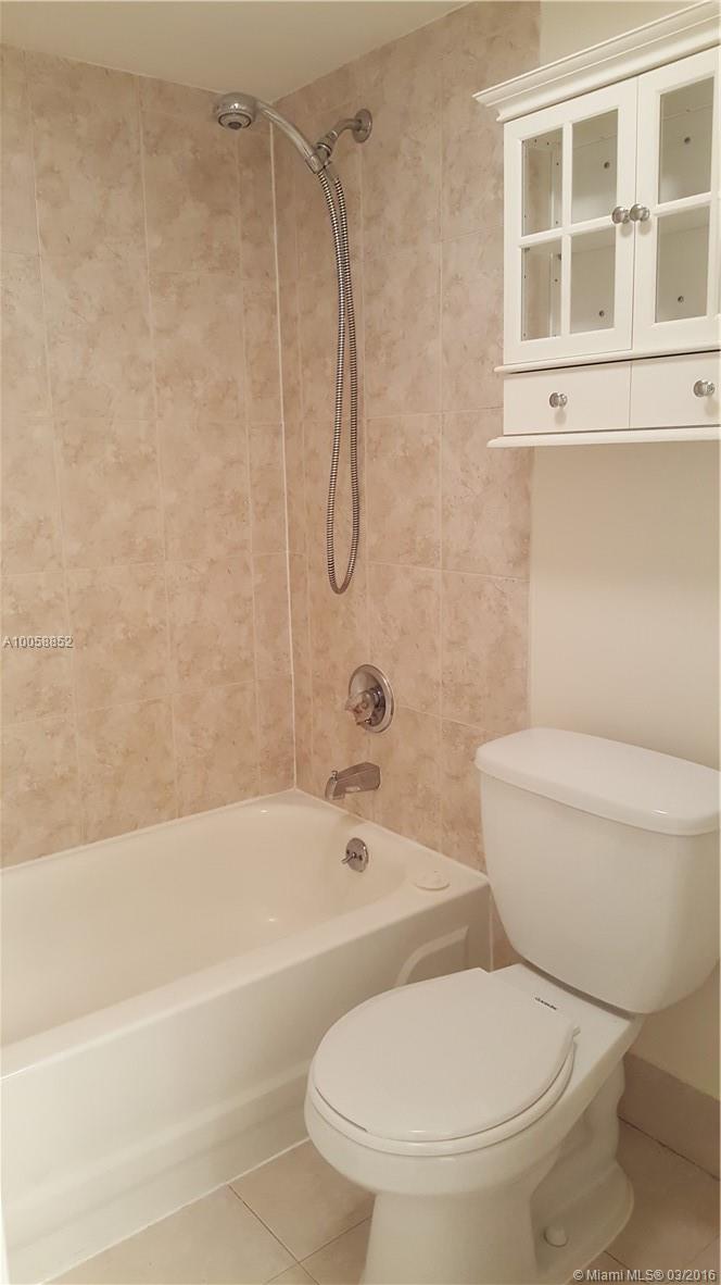 Lago West A Condo - Residential Lease