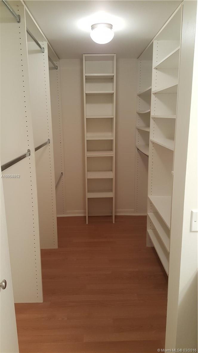 Lago West A Condo - Residential Lease