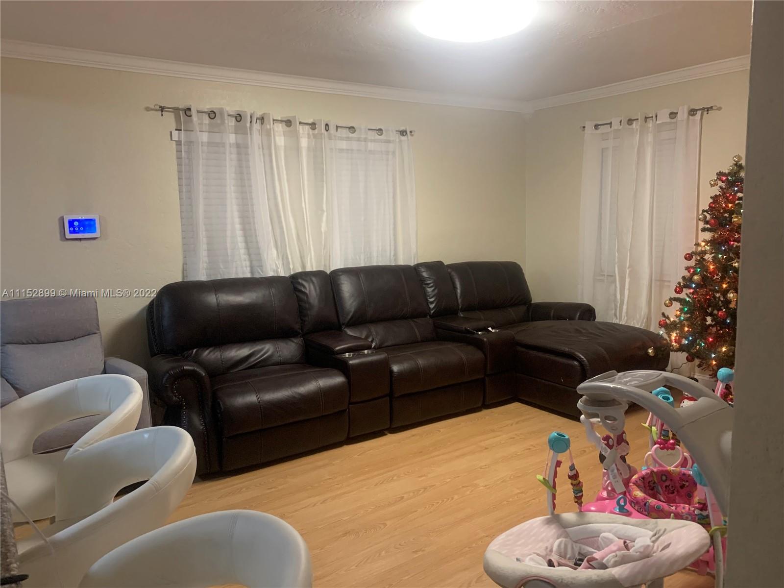 SUNSHINE MANOR NO 2 - Residential