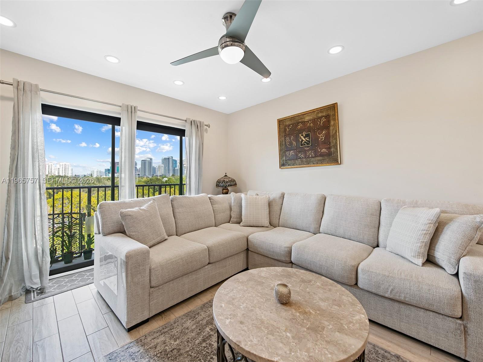 RIVER REACH CONDOMINIUM I - Residential