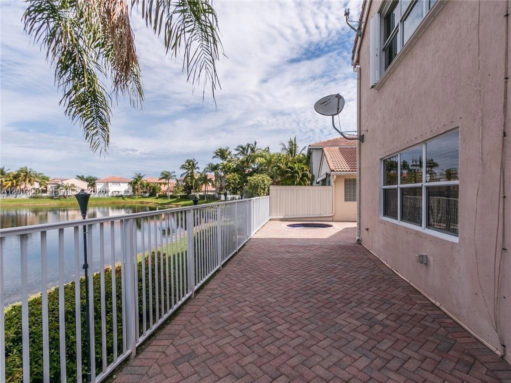 WEST LAKE VILLAGE PLAT - Residential