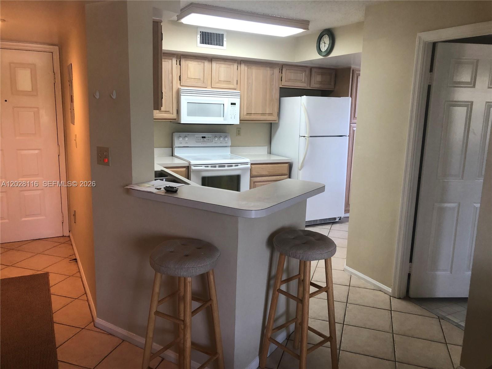 UNIVERSITY INN CONDO - Residential Lease