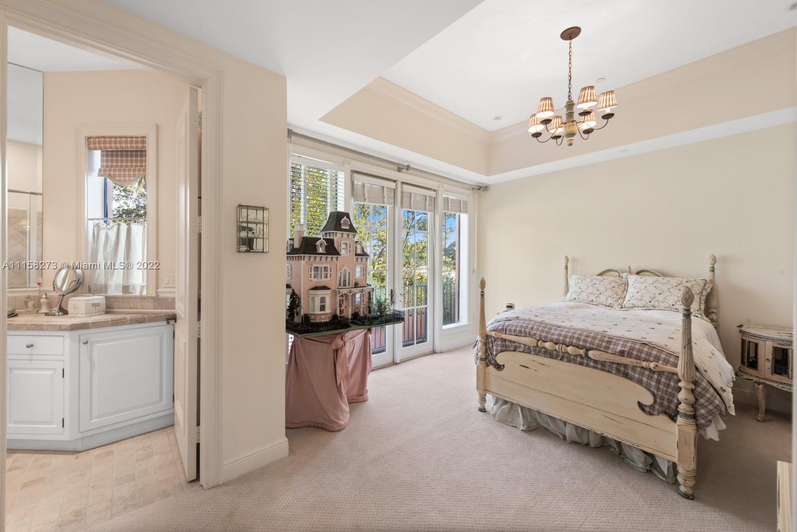 CLOISTERS ON THE BAY COND - Residential