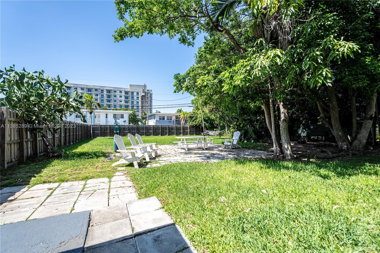 SHERRY PARK - Residential Lease