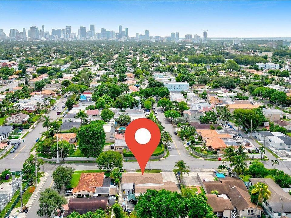 Great opportunity to invest in a Shovel-Ready property perfectly situated in a strategic location. Property comes with approved plans to build two townhouses. Each one is 2,600 SQ FT, with 4 bedrooms, 3.5 baths and pool. 
Total lot area is 10,010 SF.
Currently it has 2 units, each with 2 bedrooms and 1 bath. In addition it has a charming in-law quarters. Property is fully rented generating $6,200.00 monthly.
 For more details or to schedule a viewing, please contact listing agent.