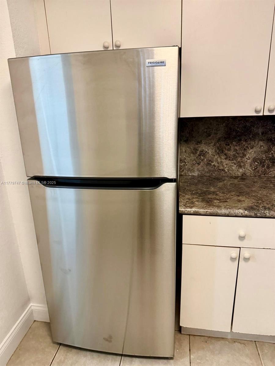 SPRINGCREST CONDO - Residential Lease
