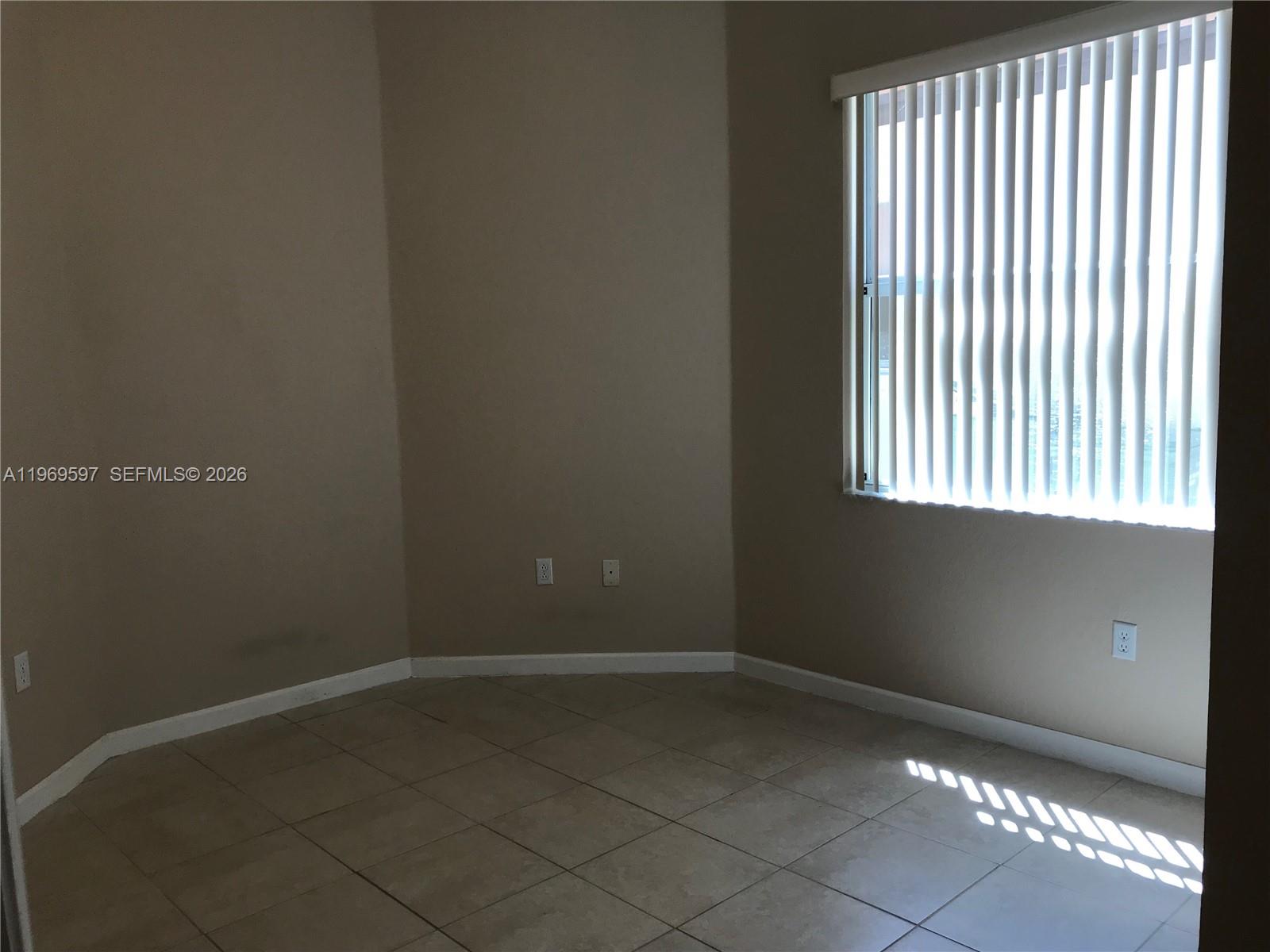 PORTOFINO POINTE - Residential