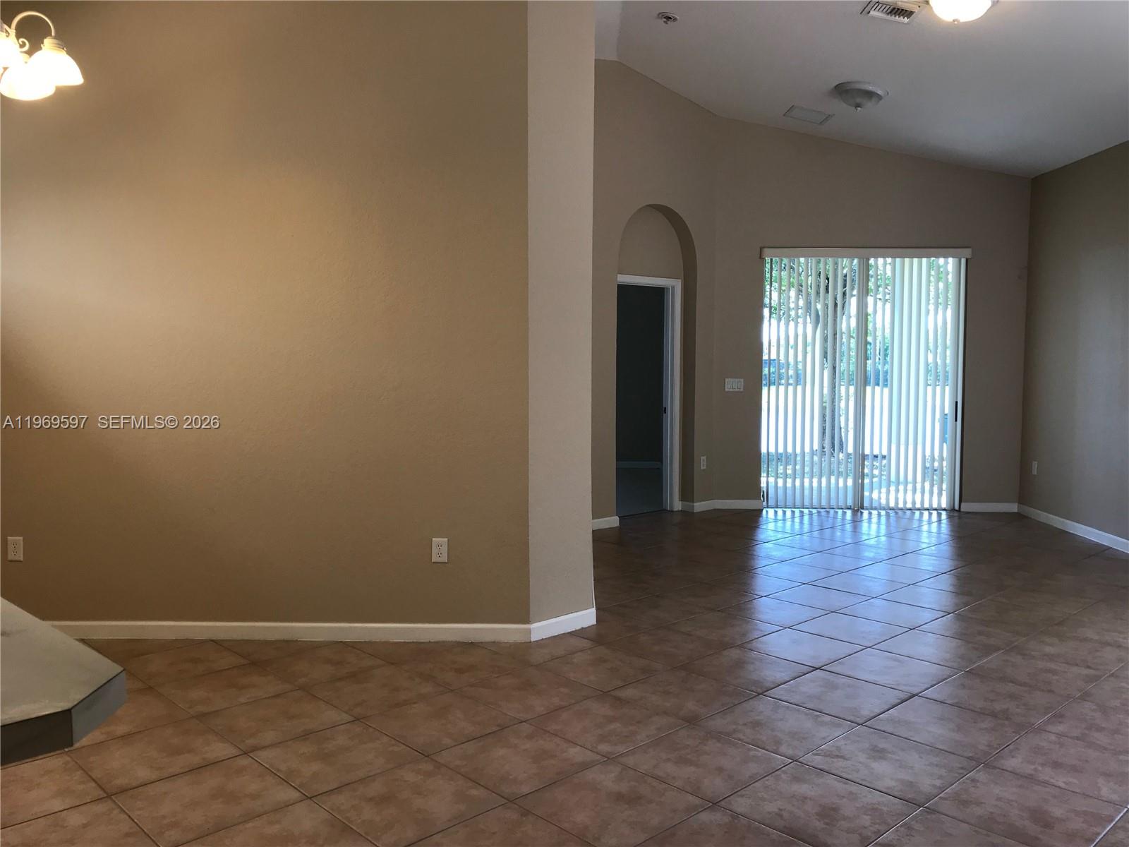 PORTOFINO POINTE - Residential