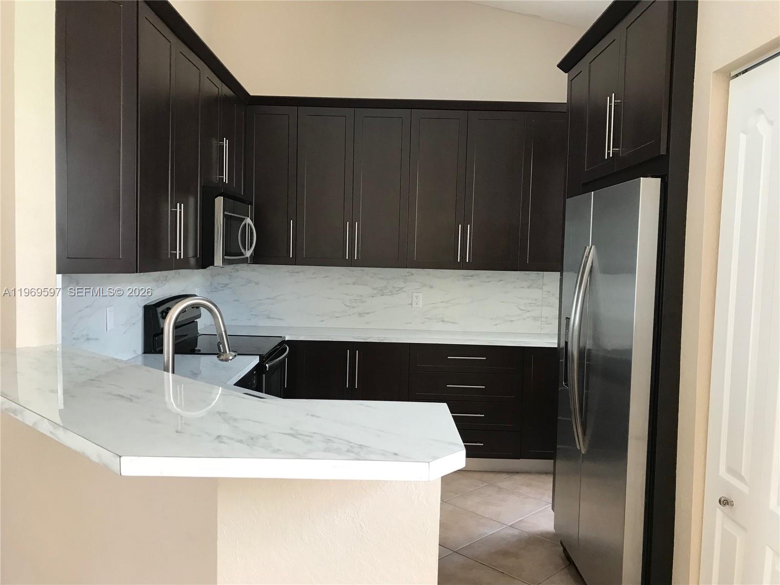 PORTOFINO POINTE - Residential