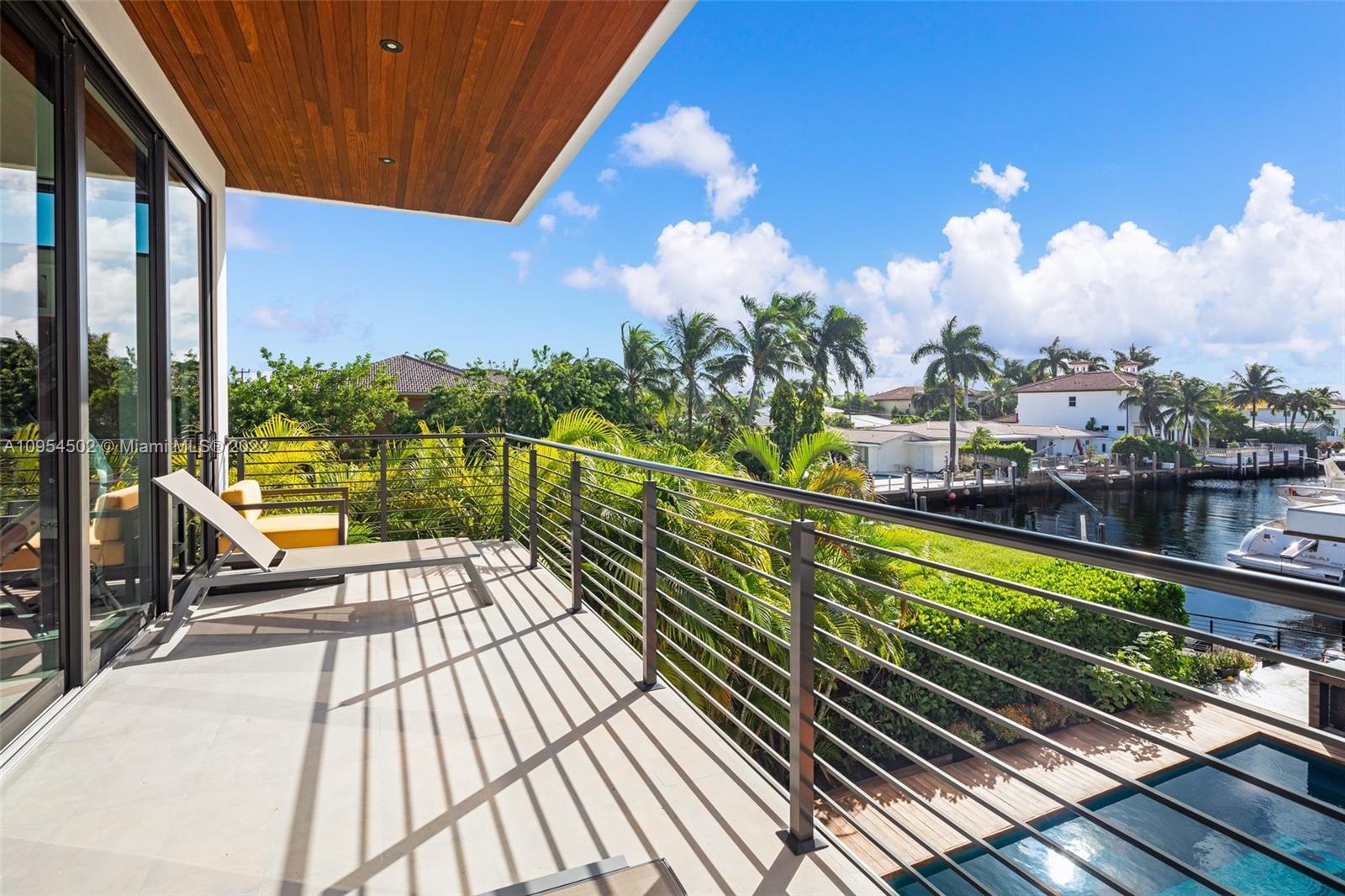EASTERN SHORES 1ST ADDN - Residential