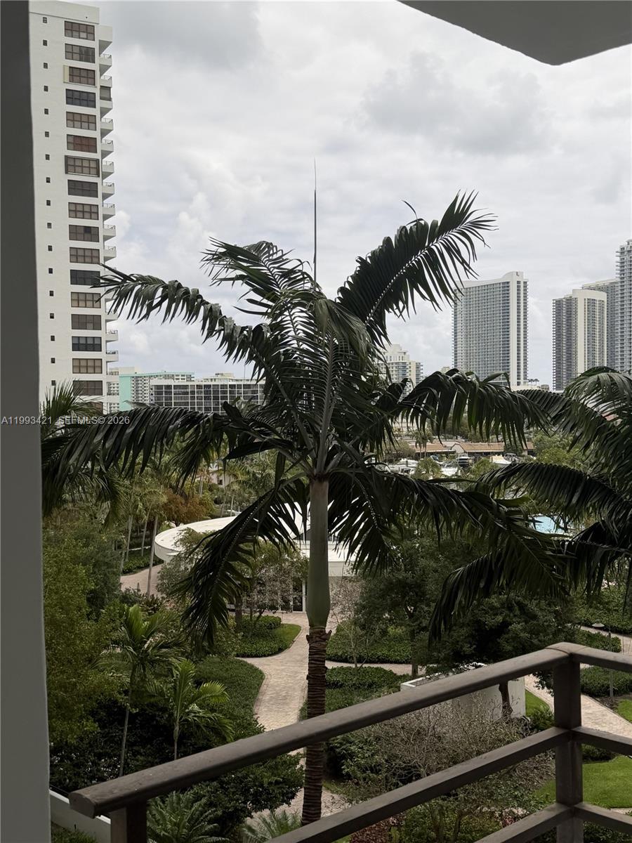 OLYMPUS CONDO PHASE - Residential