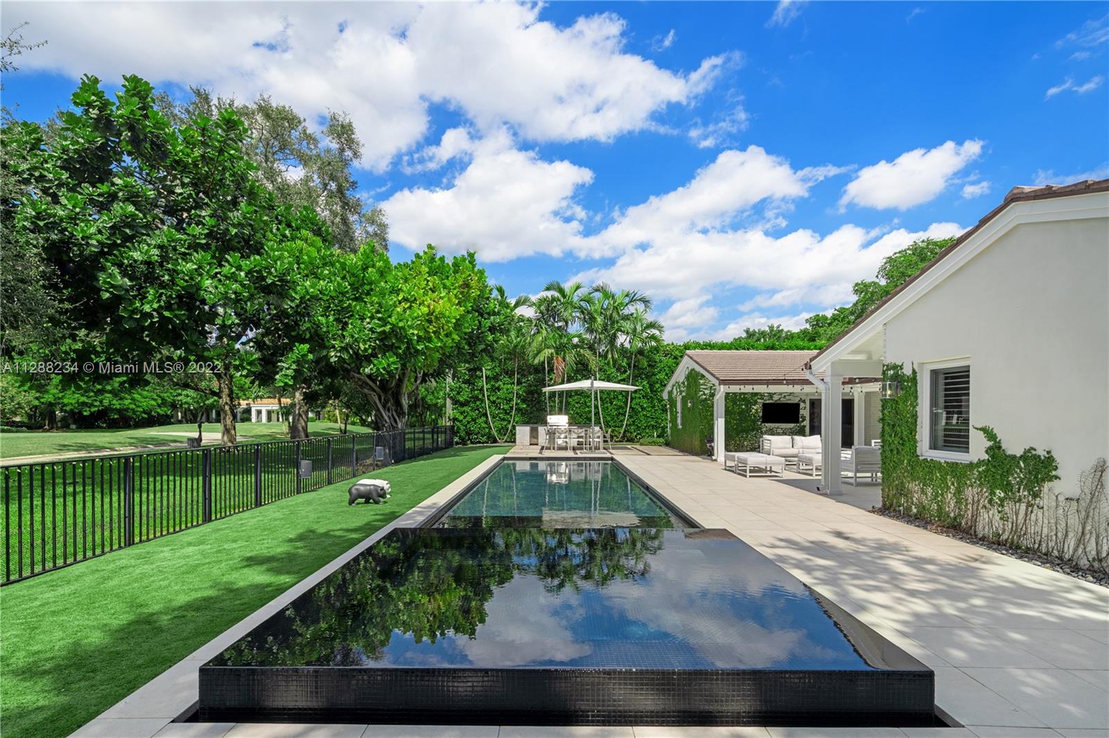 C G COUNTRY CLUB SEC 5 - Residential