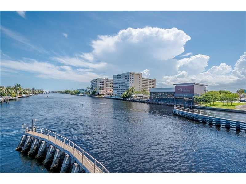 FRENCH LEAVE WEST CONDO - Residential