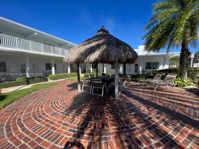 FRENCH LEAVE WEST CONDO - Residential