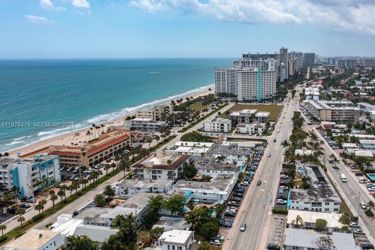 FRENCH LEAVE WEST CONDO - Residential