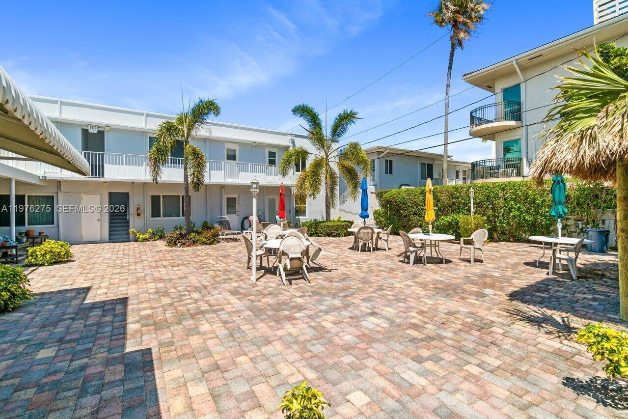 FRENCH LEAVE WEST CONDO - Residential
