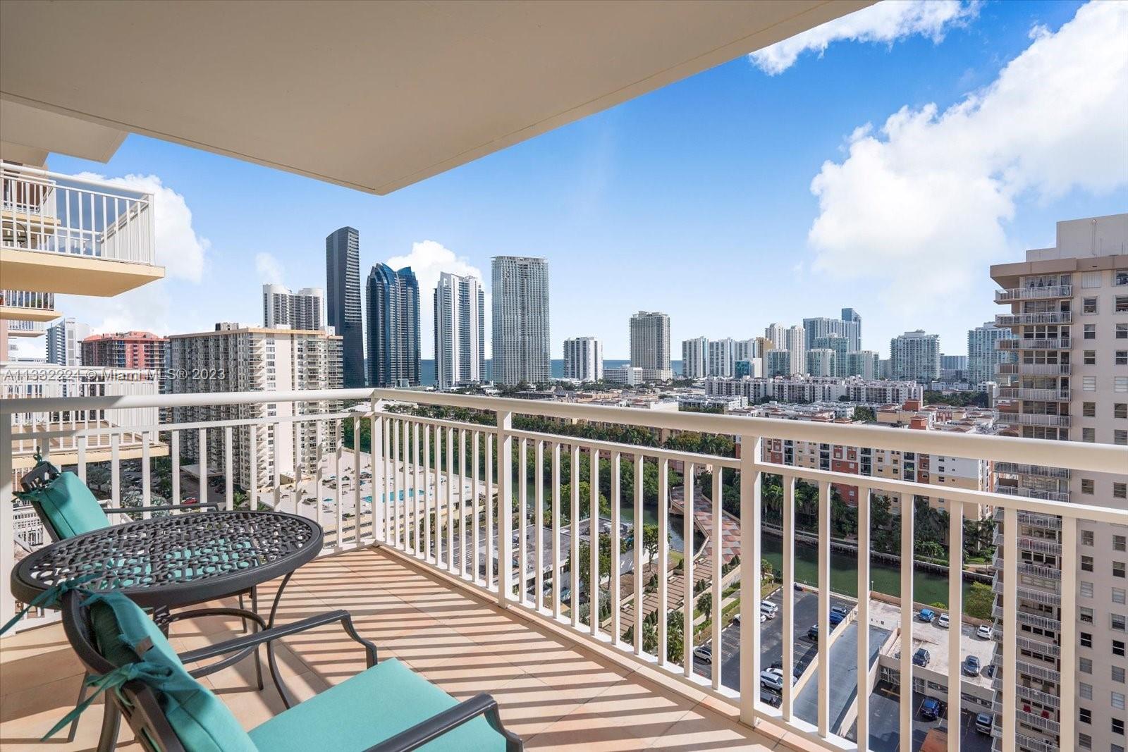 WINSTON TOWERS 200 - Residential