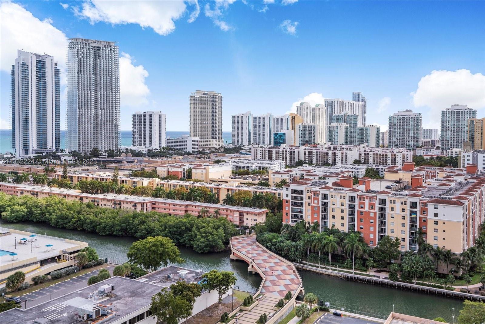 WINSTON TOWERS 200 - Residential