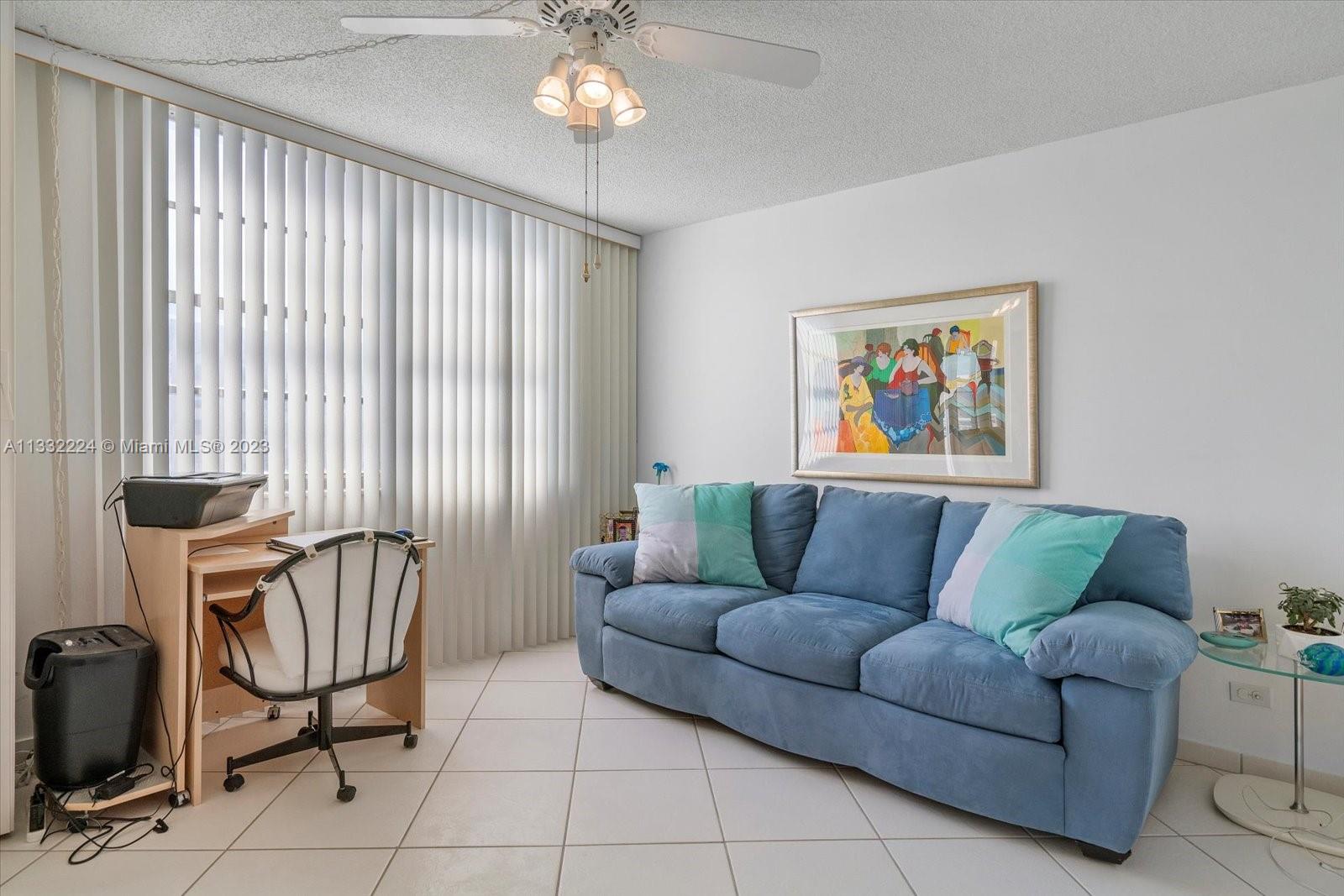 WINSTON TOWERS 200 - Residential