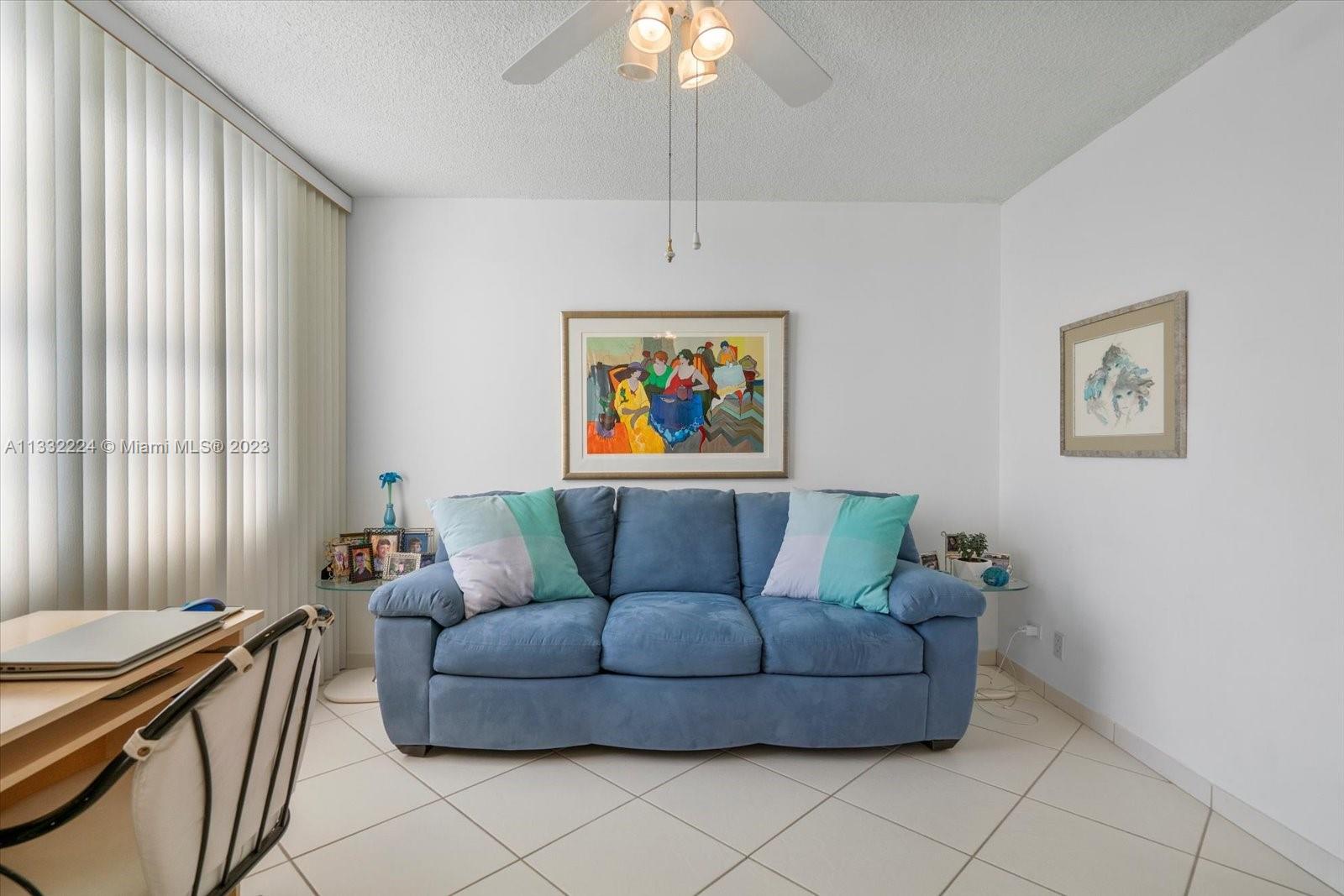 WINSTON TOWERS 200 - Residential