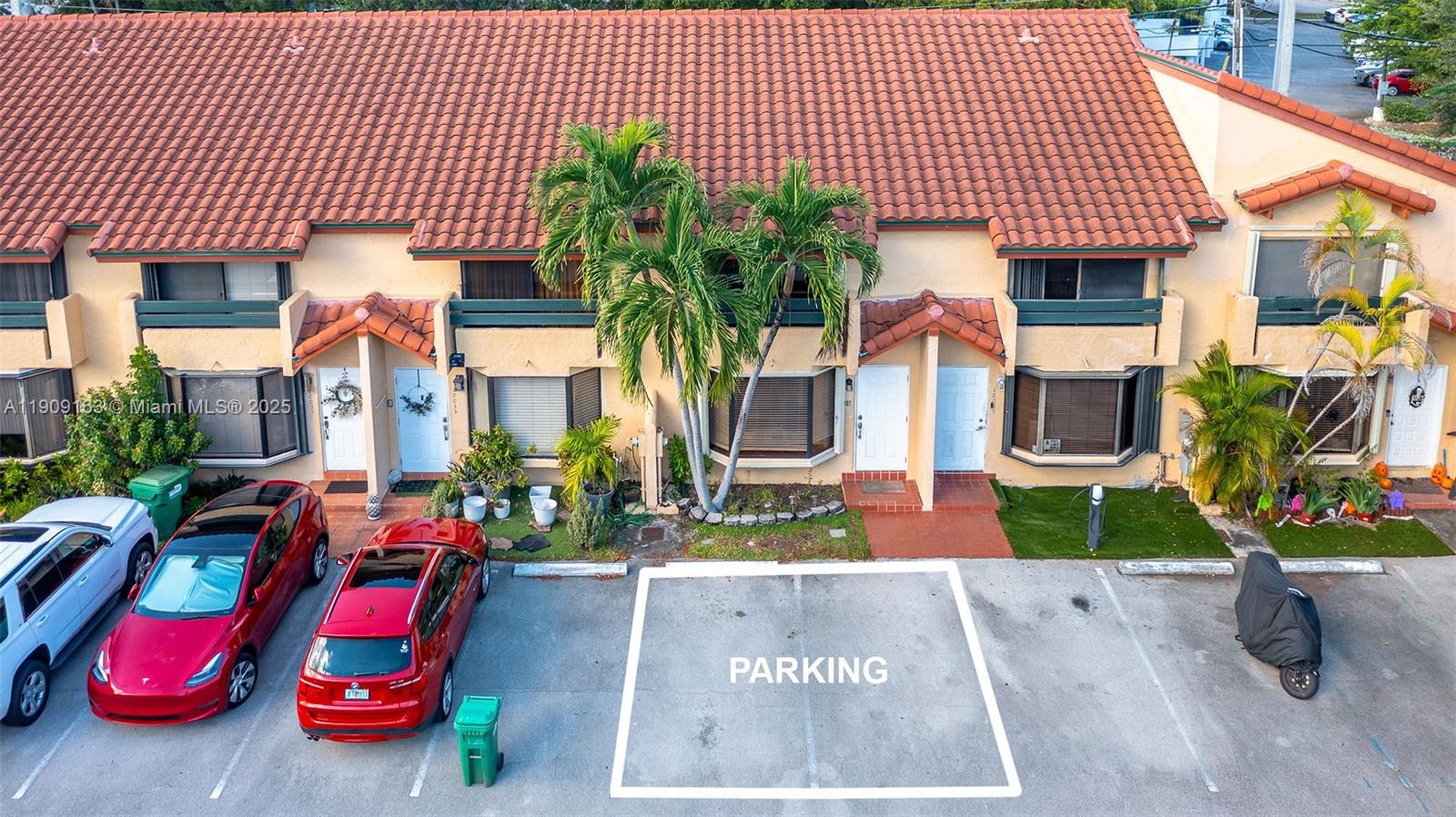 DADELAND COVE SEC 1 - Residential