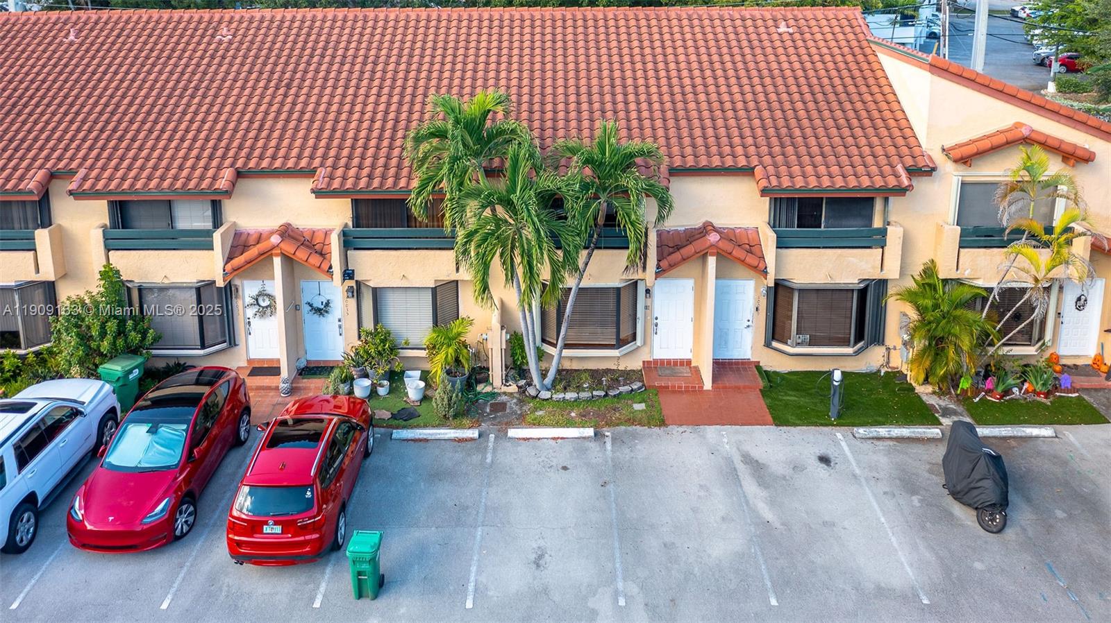DADELAND COVE SEC 1 - Residential