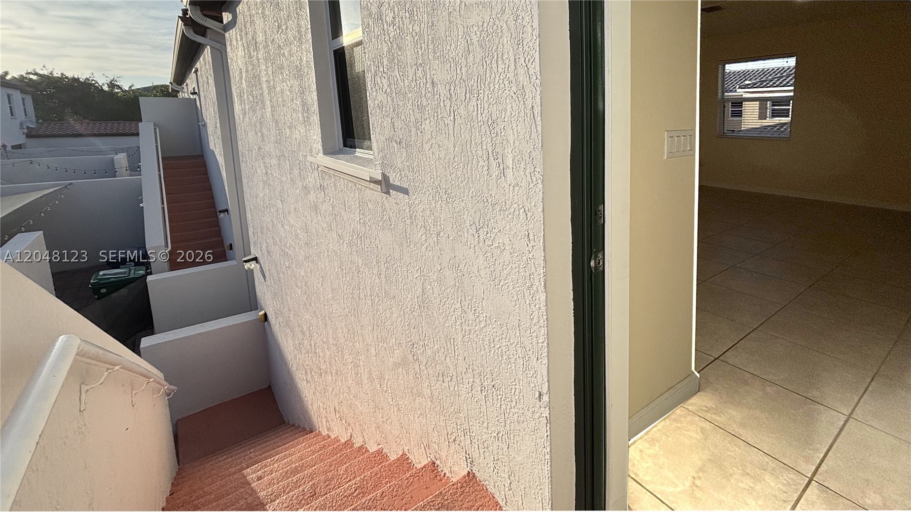 KENDALL COMMONS TOWNHOMES - Residential Lease
