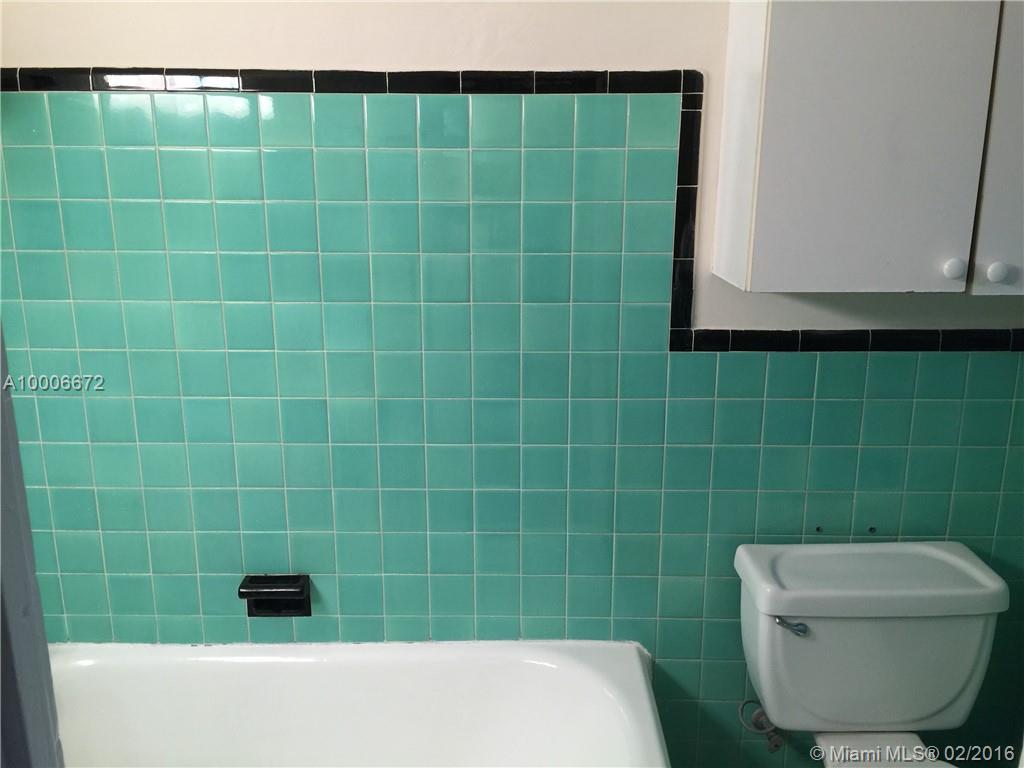 1560 Jefferson Ave - Residential Lease